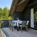 度假居 Urban - 140m From The Sea By Interhome *