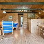 Urban - 140m From The Sea By Interhome 度假居