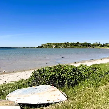 Urban - 140m From The Sea By Interhome *