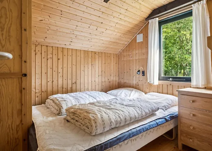 Urban - 140m From The Sea By Interhome *