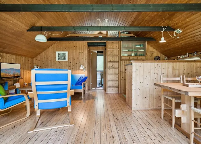 Urban - 140m From The Sea By Interhome Nyaraló